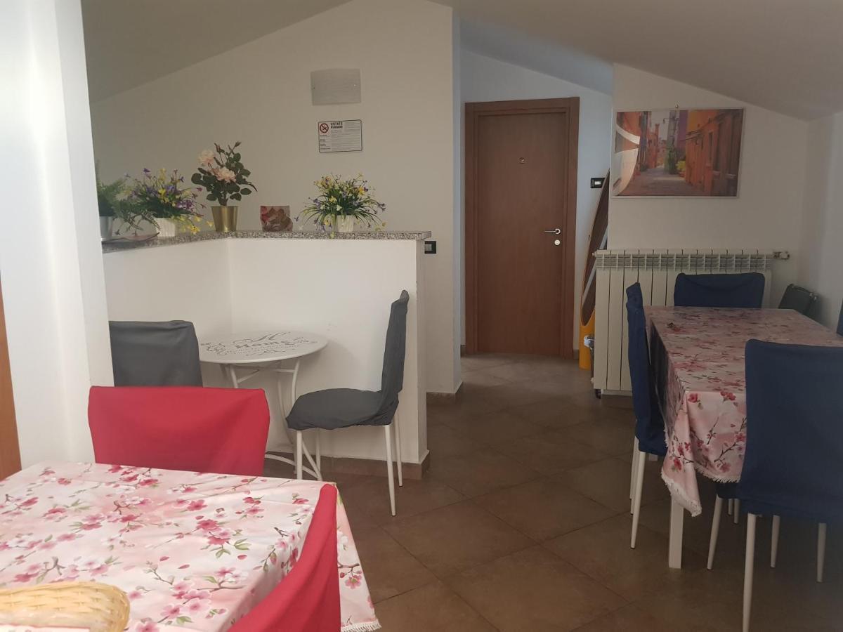 Hotel La Quercia Fiorita Trivolzio Pokoj fotografie